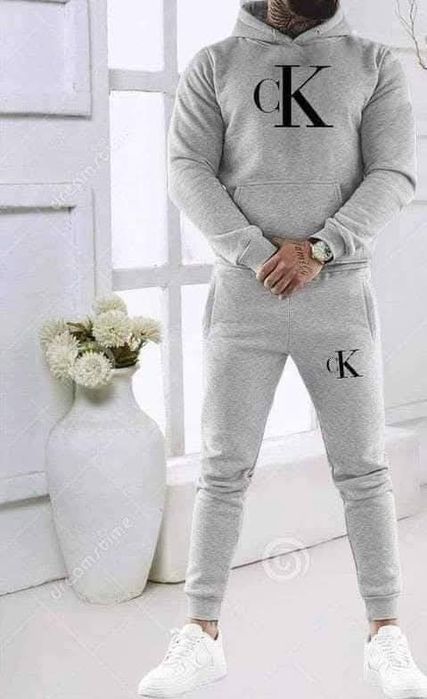 Dresy męskie Nike Puma Guess Tommy Hilfiger Boss itp