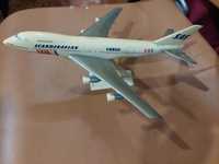 Modelo avião 747 200 sf boeing cargo sas