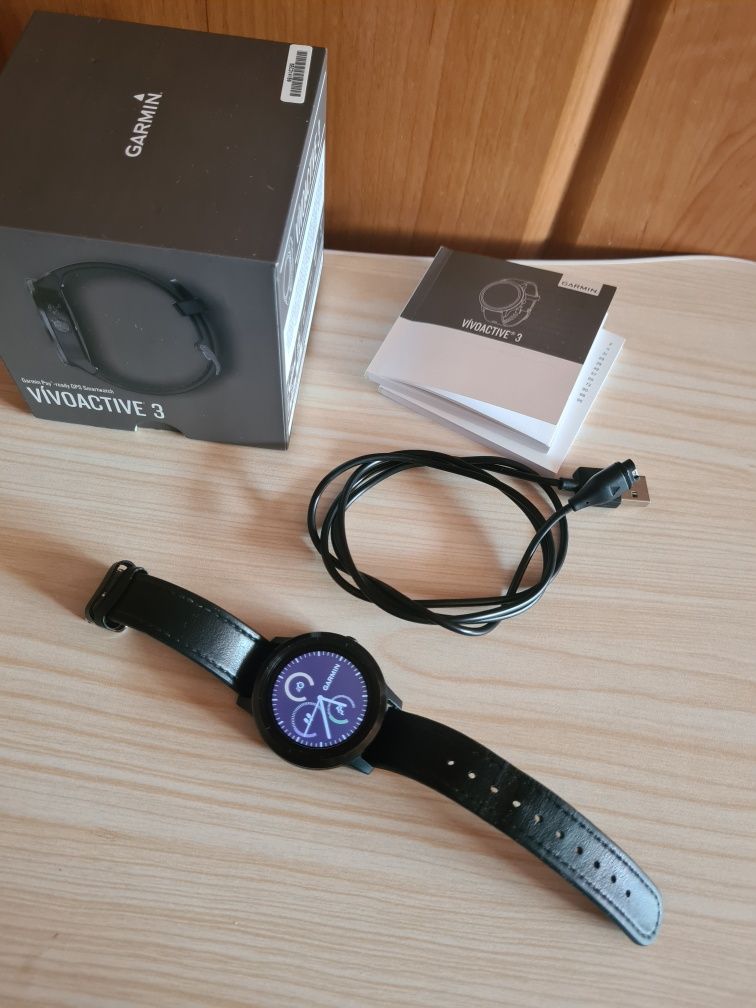Смарт годинник Garmin Pay Vivoactive 3