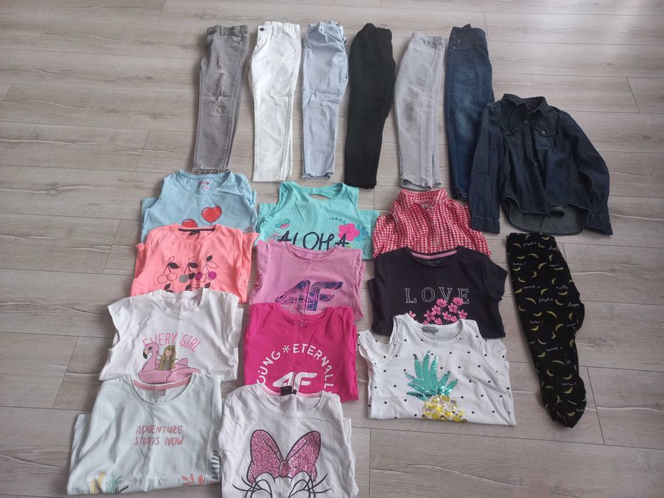 Spotnie plus t-shirt 134 cm