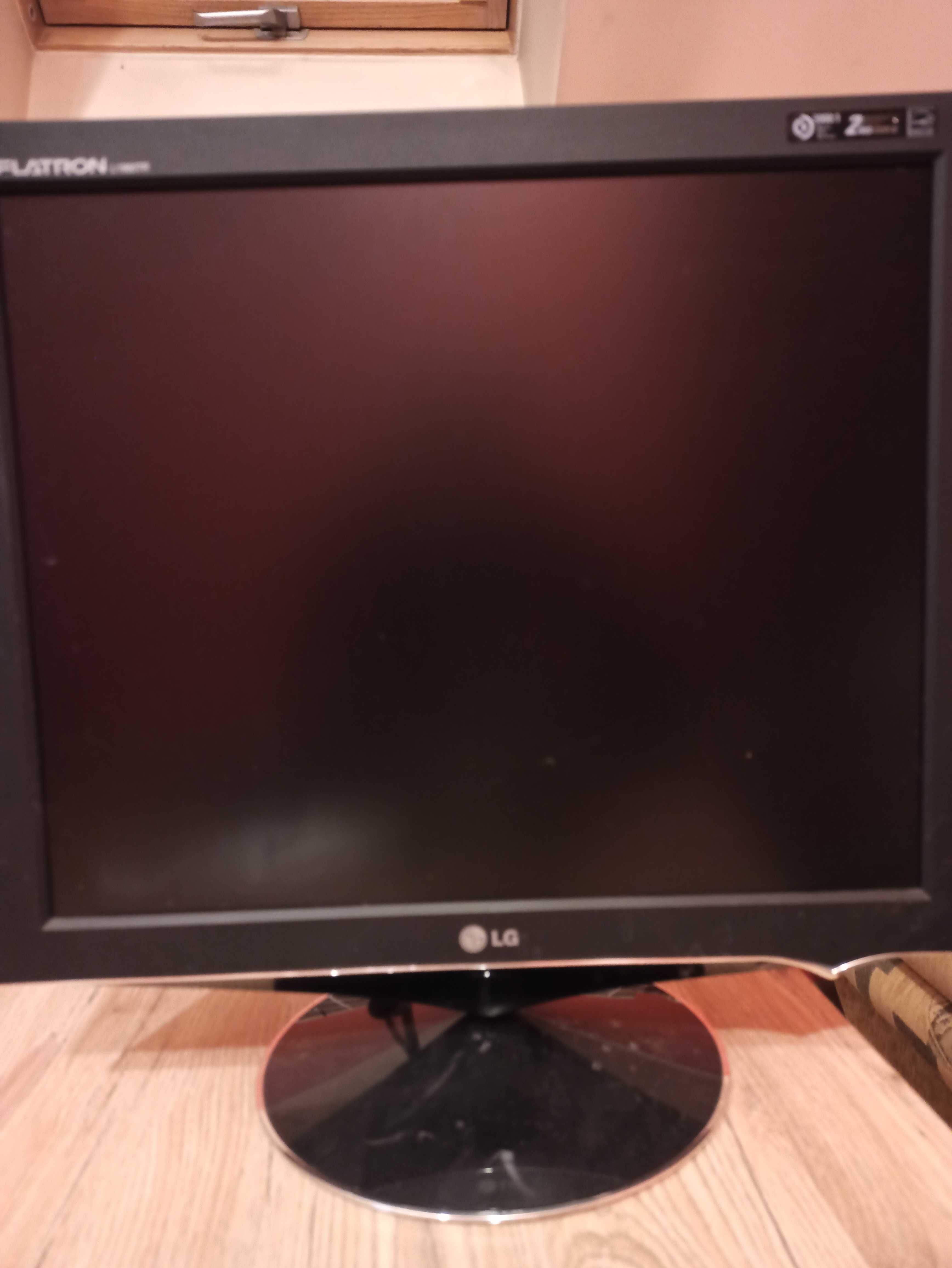 Komputer stacjonarny i54460 GTX1060 6Gb 16GbRAM 500Gb ssd Monitor19c