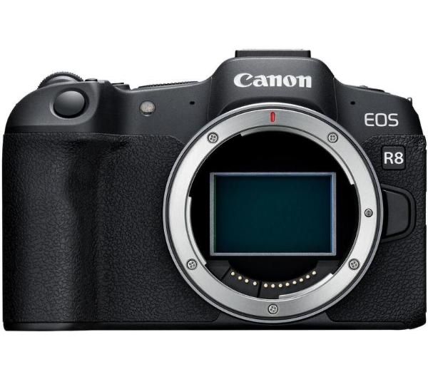 Камера Canon EOS R8 + RF 24-50 mm f/4.5-6.3 IS STM в наявності