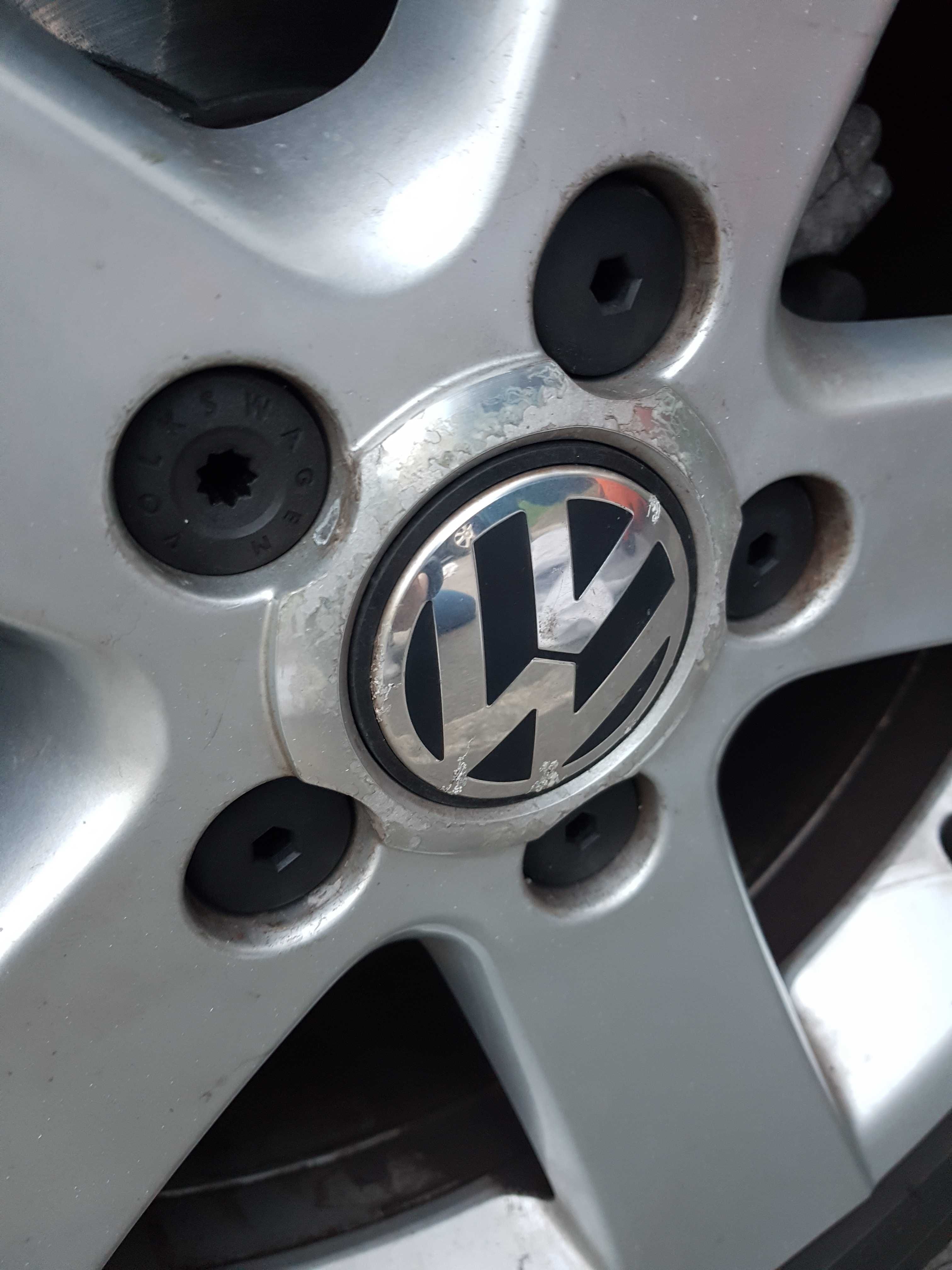 Felgi VW 16" z oponami letnimi , wyważone