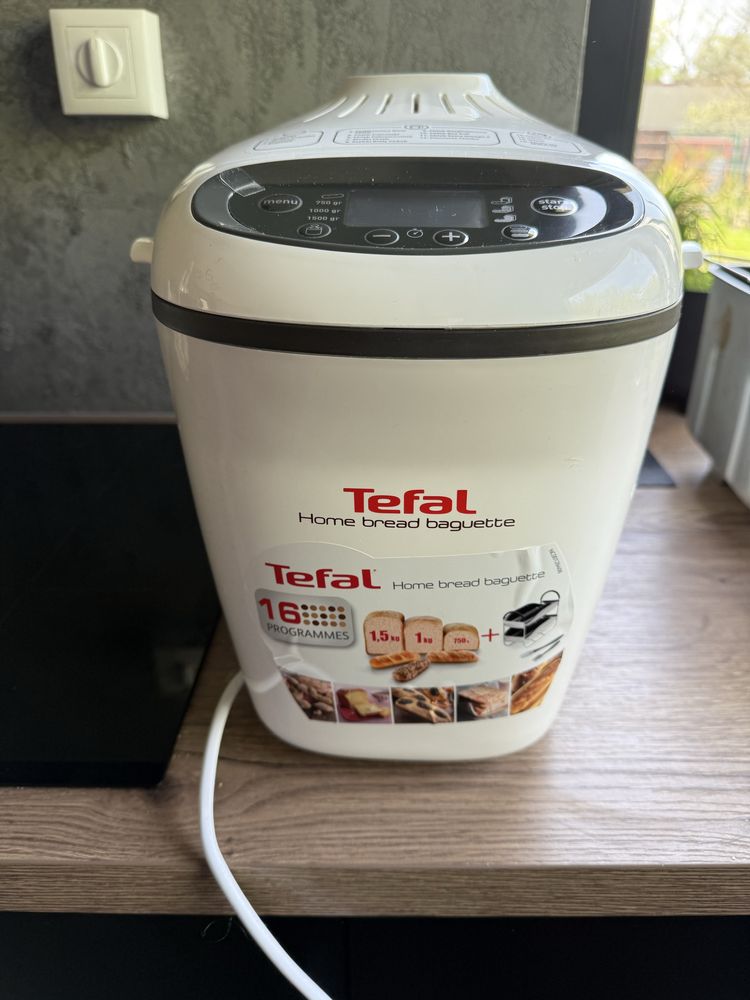 Wypiekacz do chleba TEFAL PF610138
