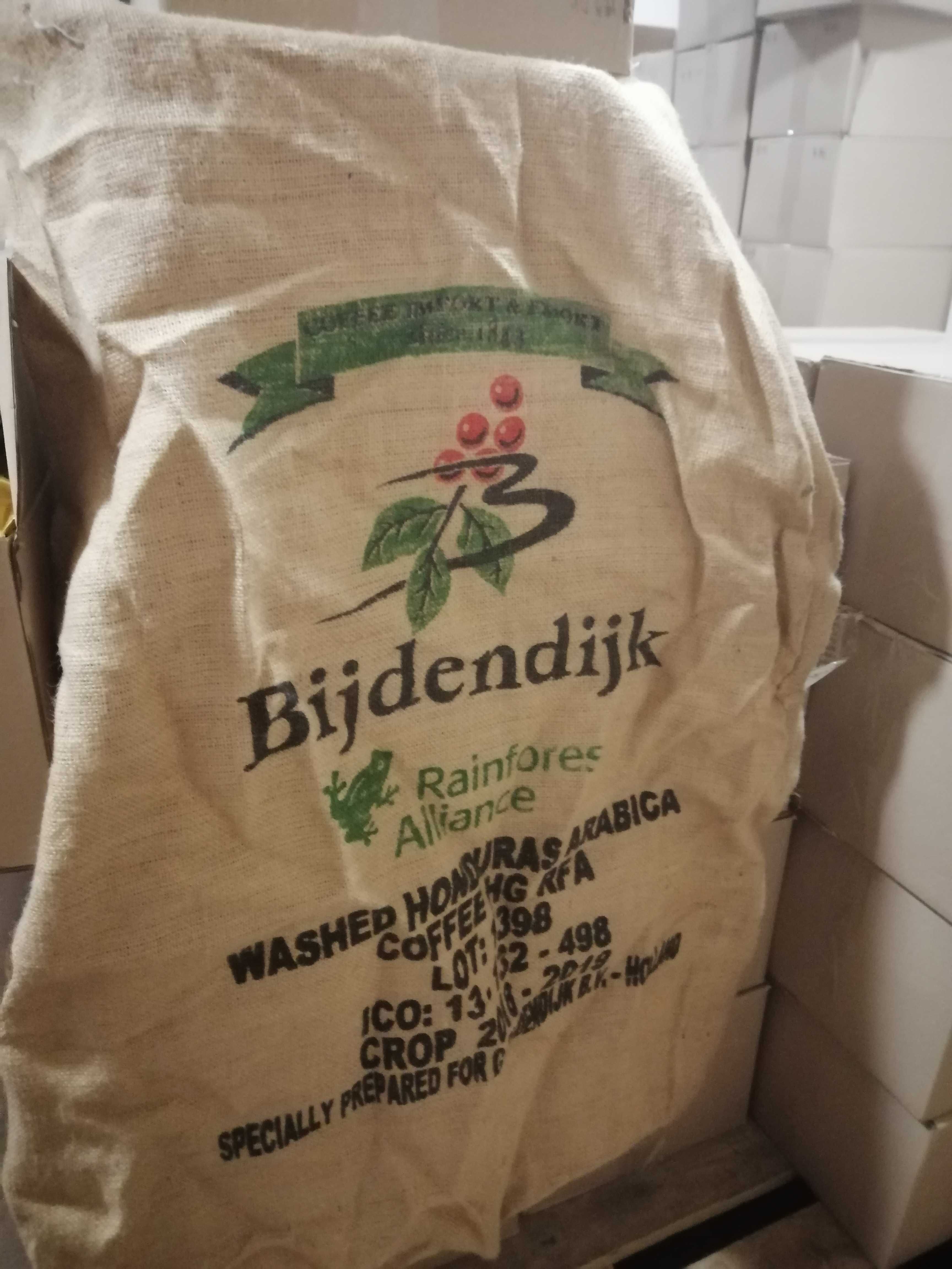 Купаж зернової кави 70%30% Crema для любителів ЕКСКЛЮЗІВНОГО смаку!