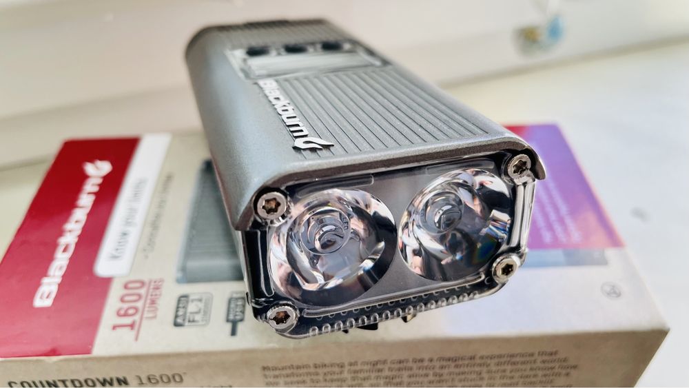 Фара велосипедна передня BLACKBURN Countdown 1600 lm USB