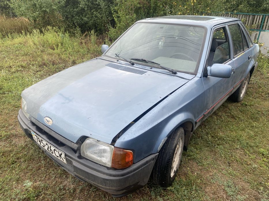 Форд Ескорд