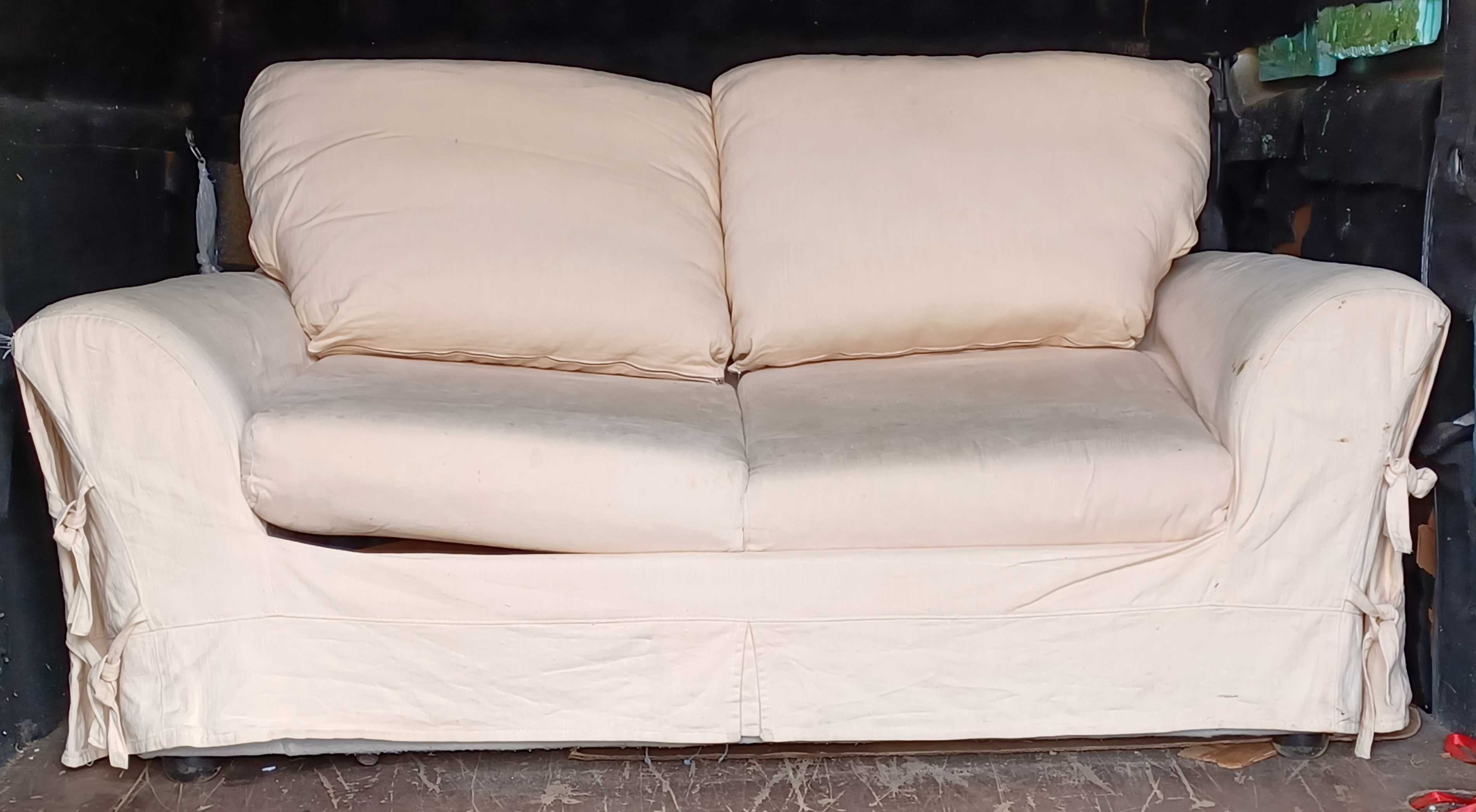 Sofá cama com estrado e colchão