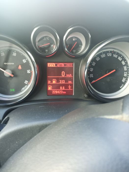 Opel Astra 2013 рік 1.7 дизель