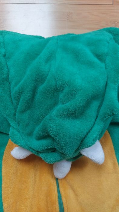 Piżama / strój / dinozaur r. 134/140