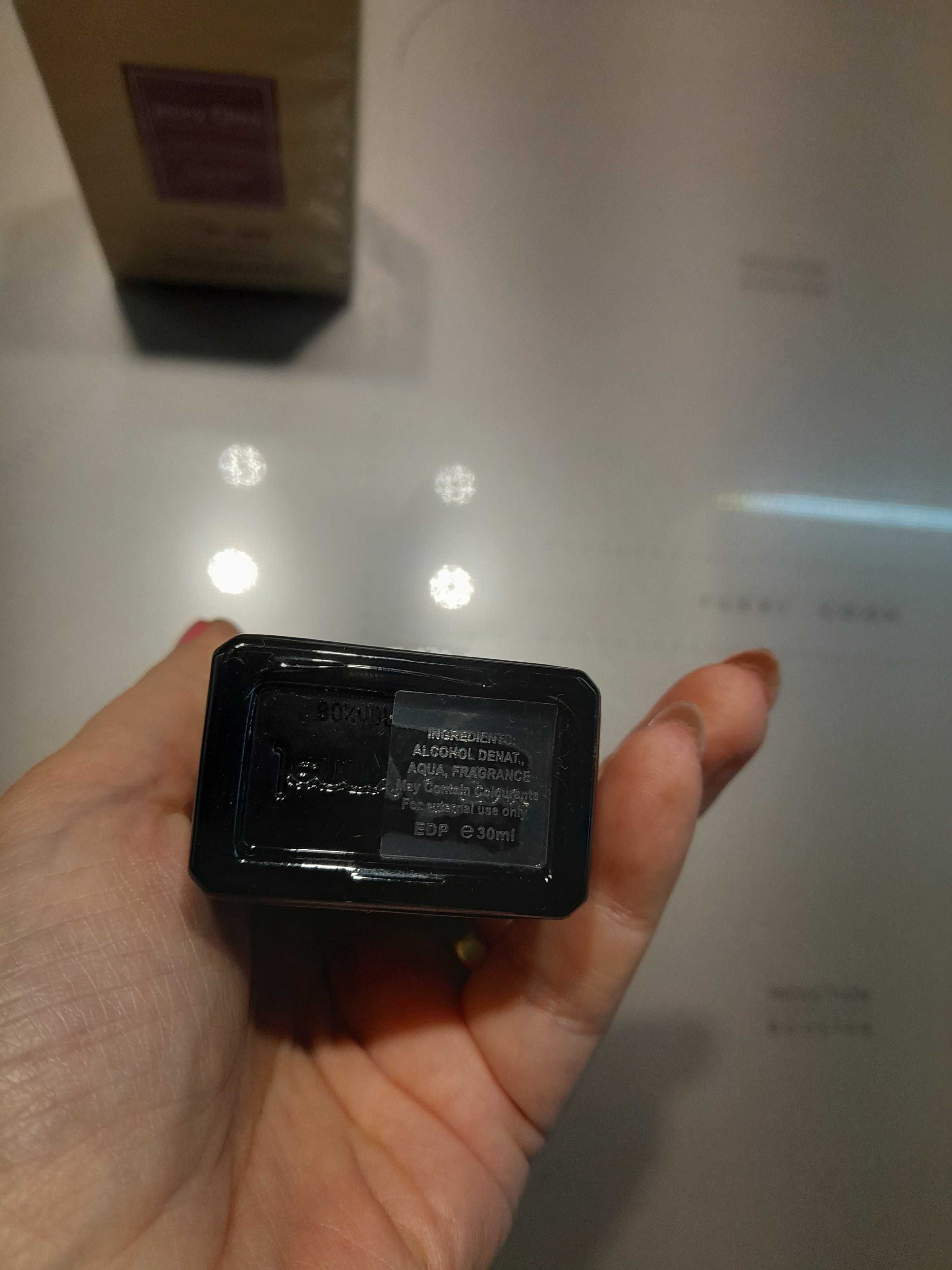 Perfumy unisex Jenny Glow Velvet&Oud 30 ml nowe