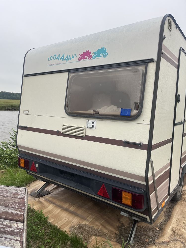 Sprzedam przyczepe kempingową