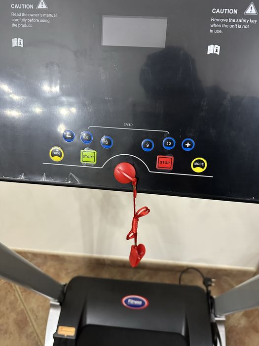Passadeira Elétrica de Corrida Inteligente Clover Fitness A8+