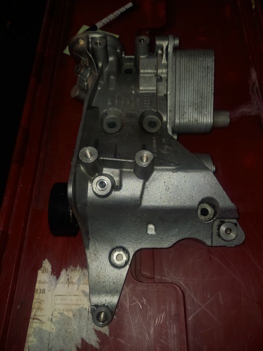 Podstawa filtra oleju  2.0 tfsi vw Passat