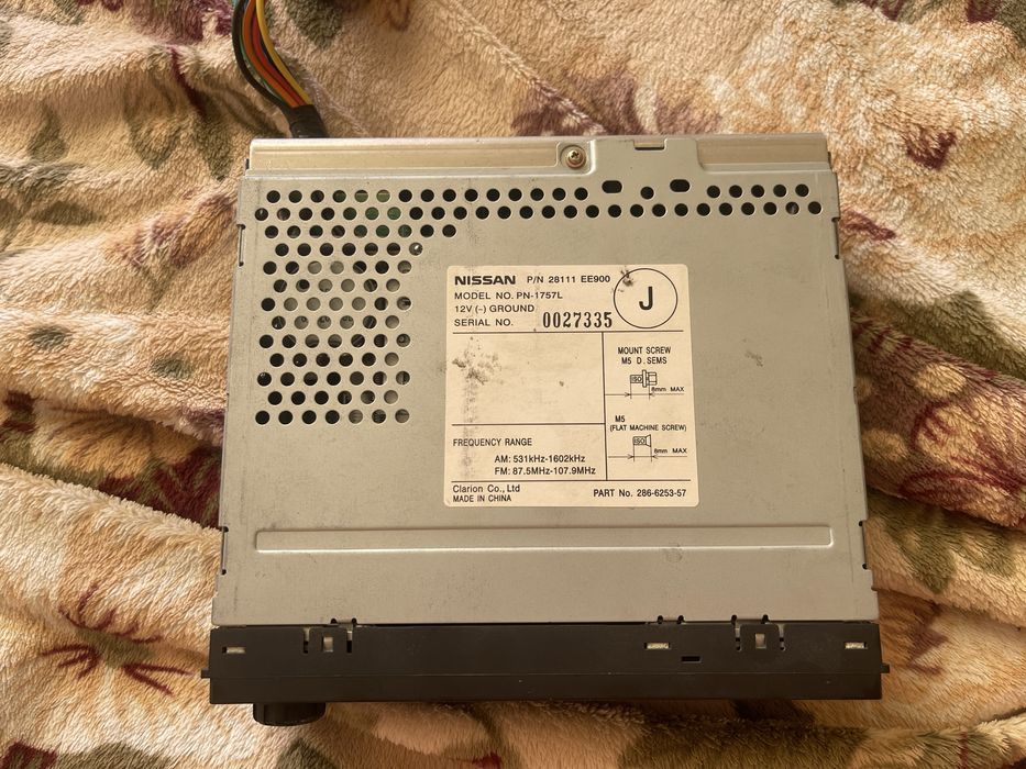 Автомагнітла касетна clarion nissan