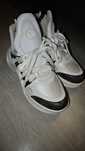 Tenis novos lv 37
