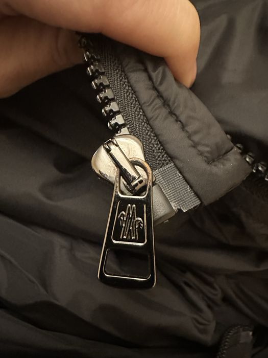 Пуховик Moncler чоловічій