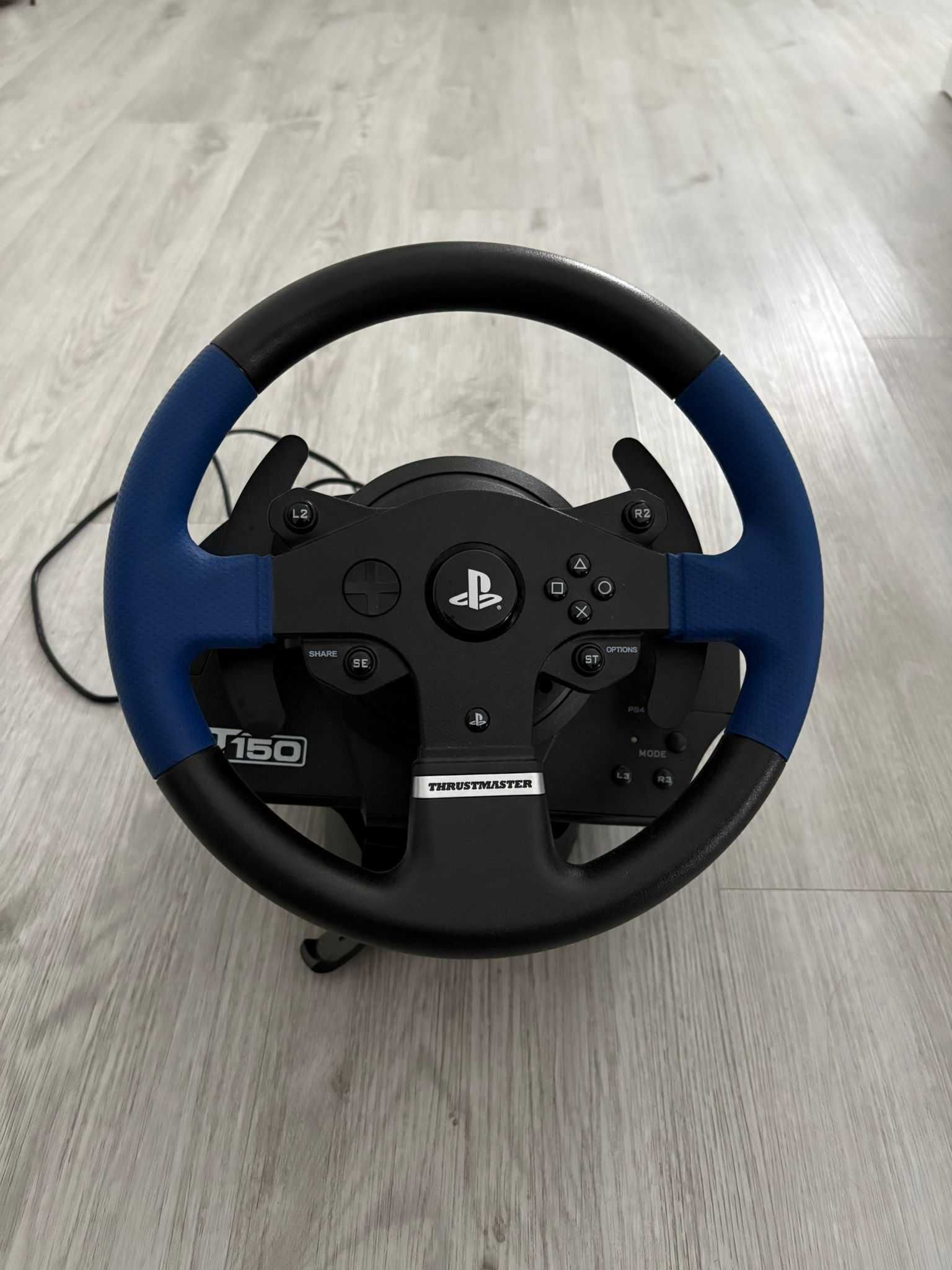 Volante Thrustmaster T150 + Pedais