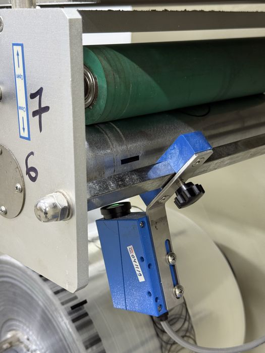 Горизонтальна пакувальна машининка flow pack JY-280