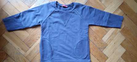 Granatowa bluza z kieszonkami 104