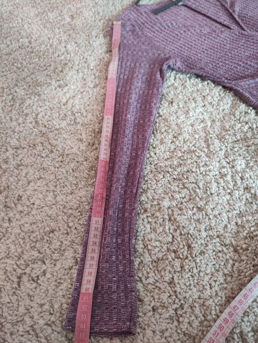 Пляття з розрізом до талії