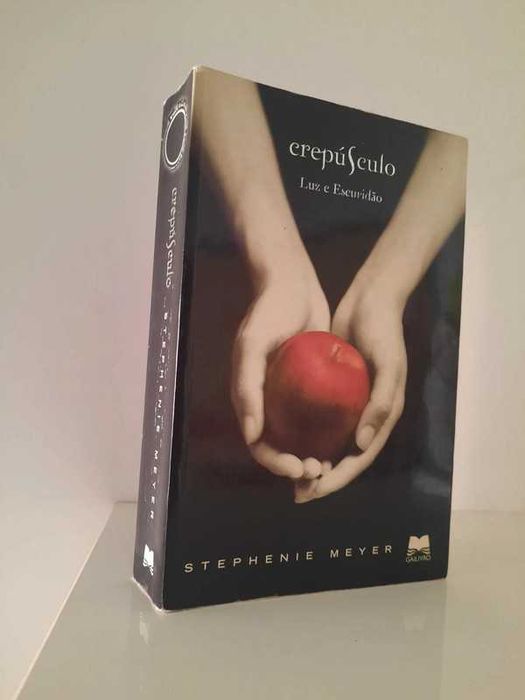 Livro Da Saga Twilight de Stephenie Meyer