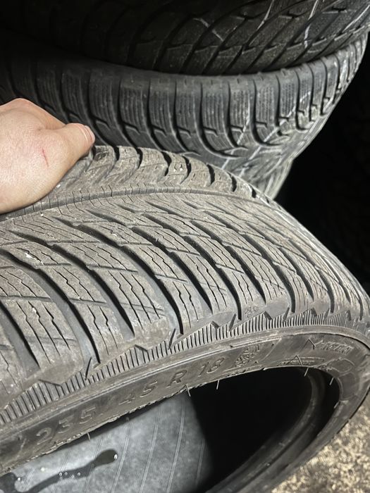 OPONY Michelin Pilot Alpin 5, tesla