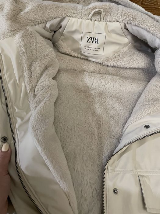 Парка. Куртка дощовик Zara
