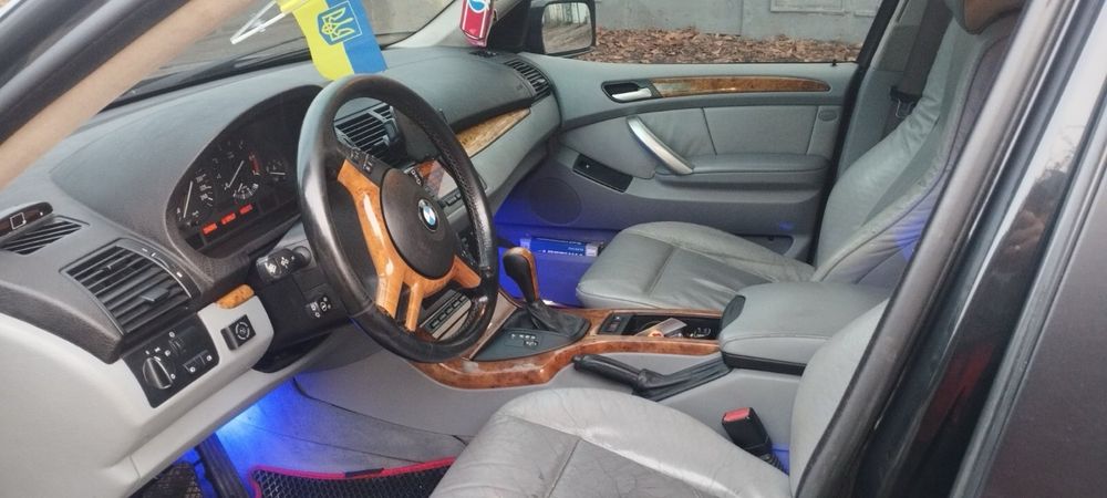 BMW X 5 e 53 в идеальном состоянии