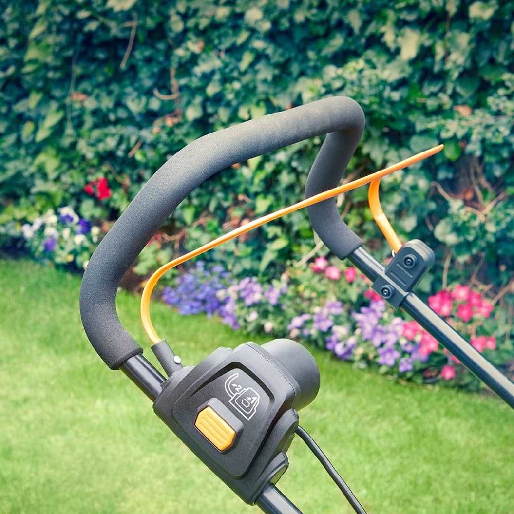косарка Електрична газонокосарка LawnMaster MEB1840M 1800 Вт 40 см,