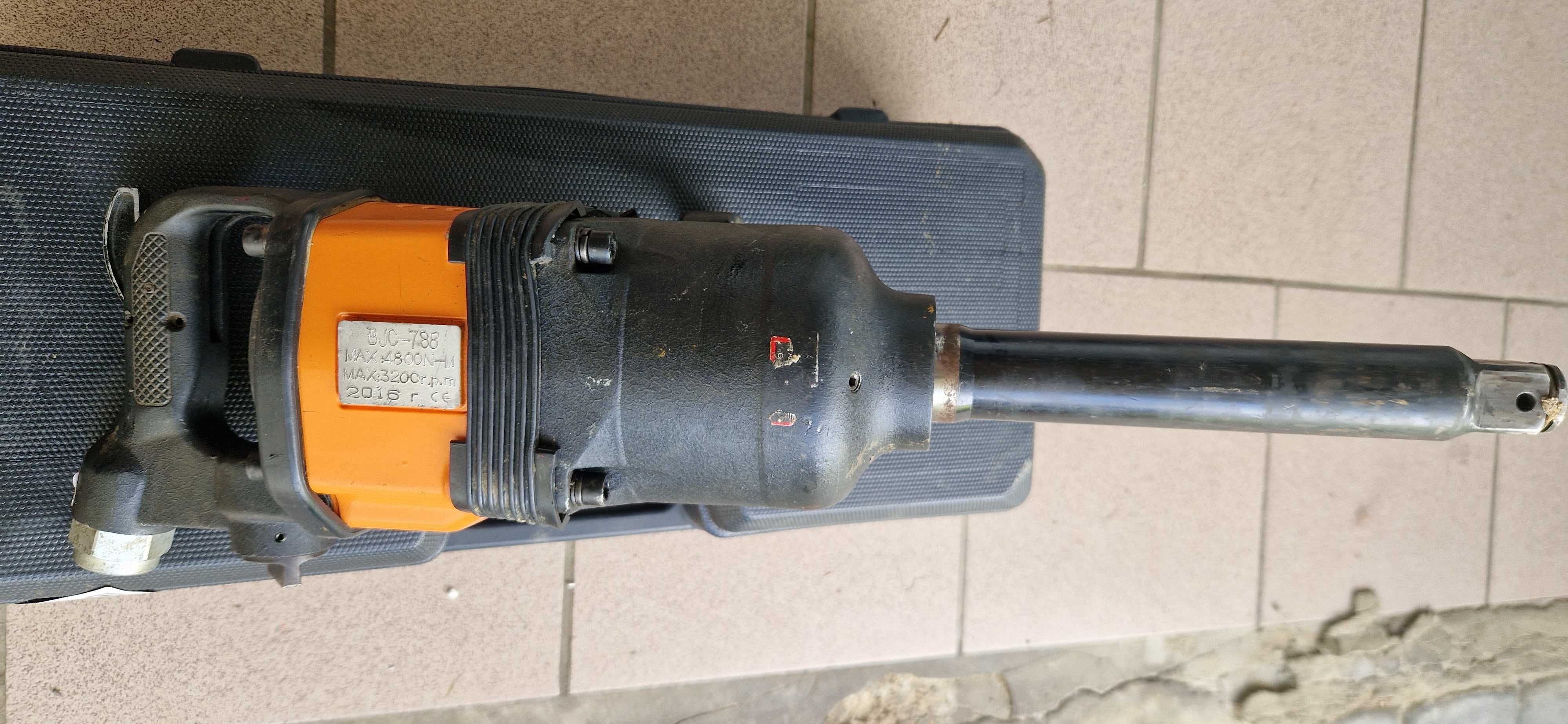 Klucz pneumatyczny BJC-788