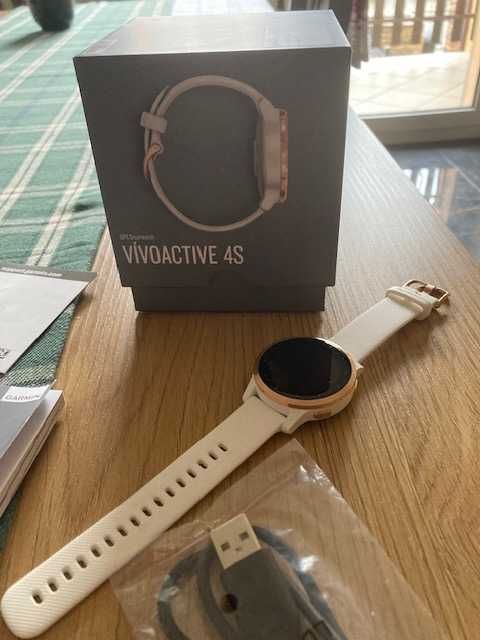 Smartwatch Garmin  VIVOACTIV 4S