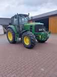 John  Deere  6534