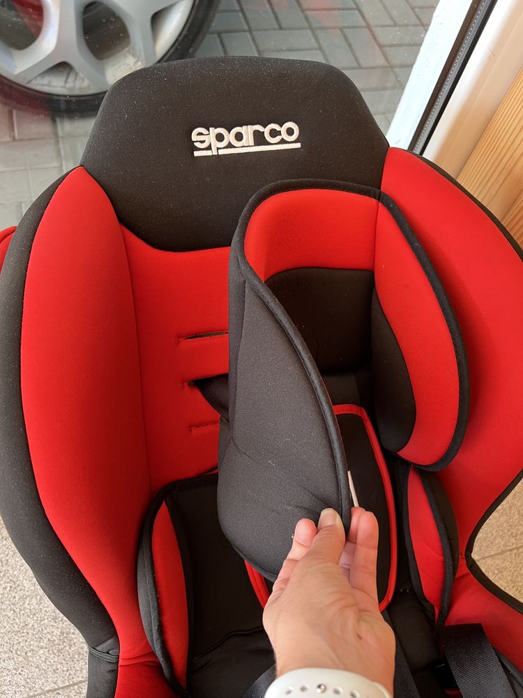 Автокресло Sparco