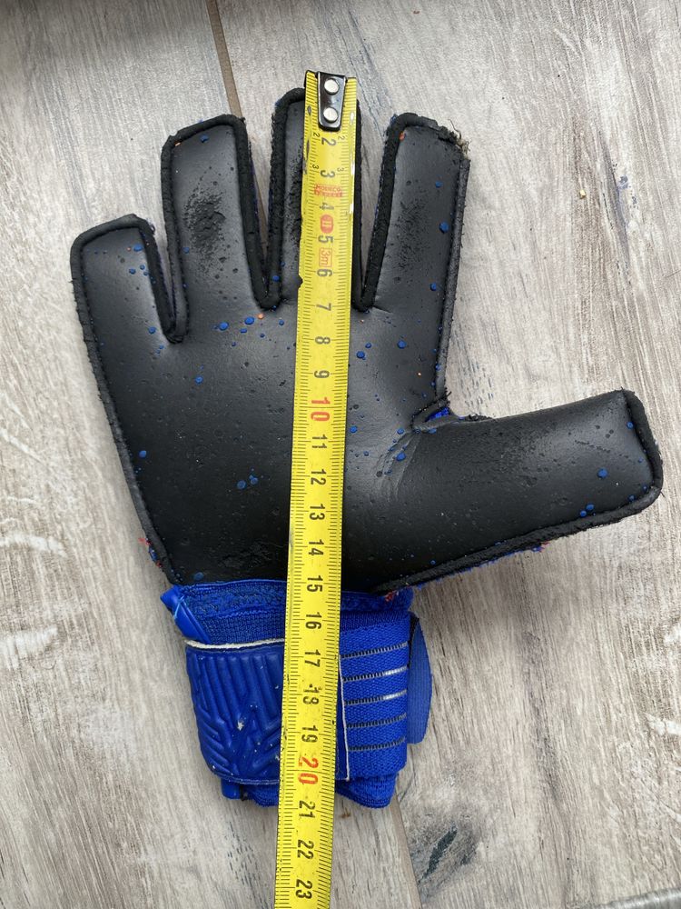 Rękawice bramkarskie dla dzieci Kipsta F500 Viralto Shielder r. 6