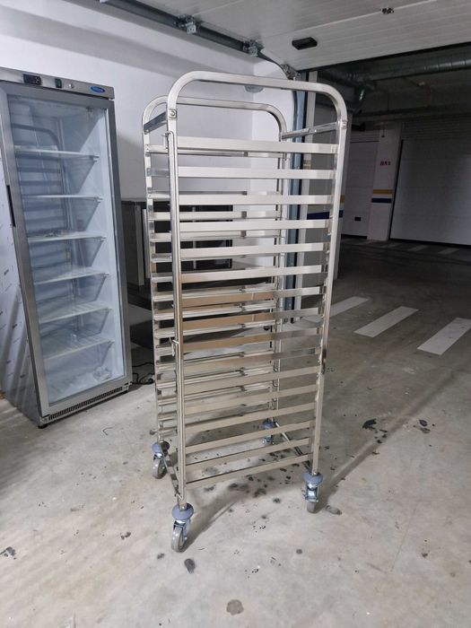 Carro Inox Pastelaria P/ 16 Tabuleiros 600x400mm - NOVO