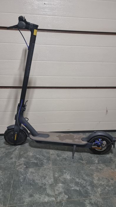 Hulajnoga elektryczna Xiaomi Mi Electric Scooter 3