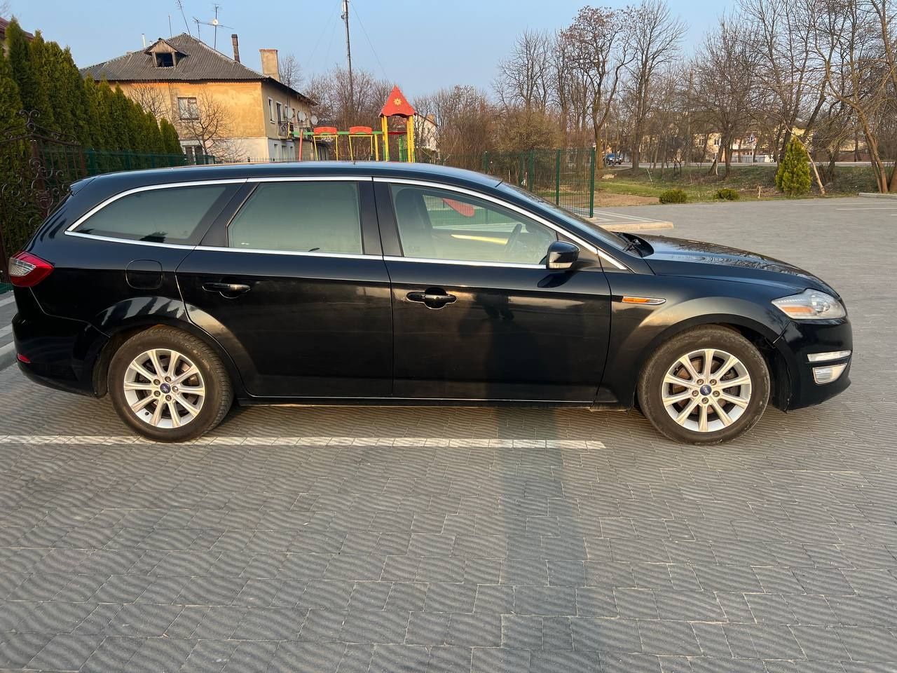 Ford Mondeo 2011р 2.2 дизель автомат