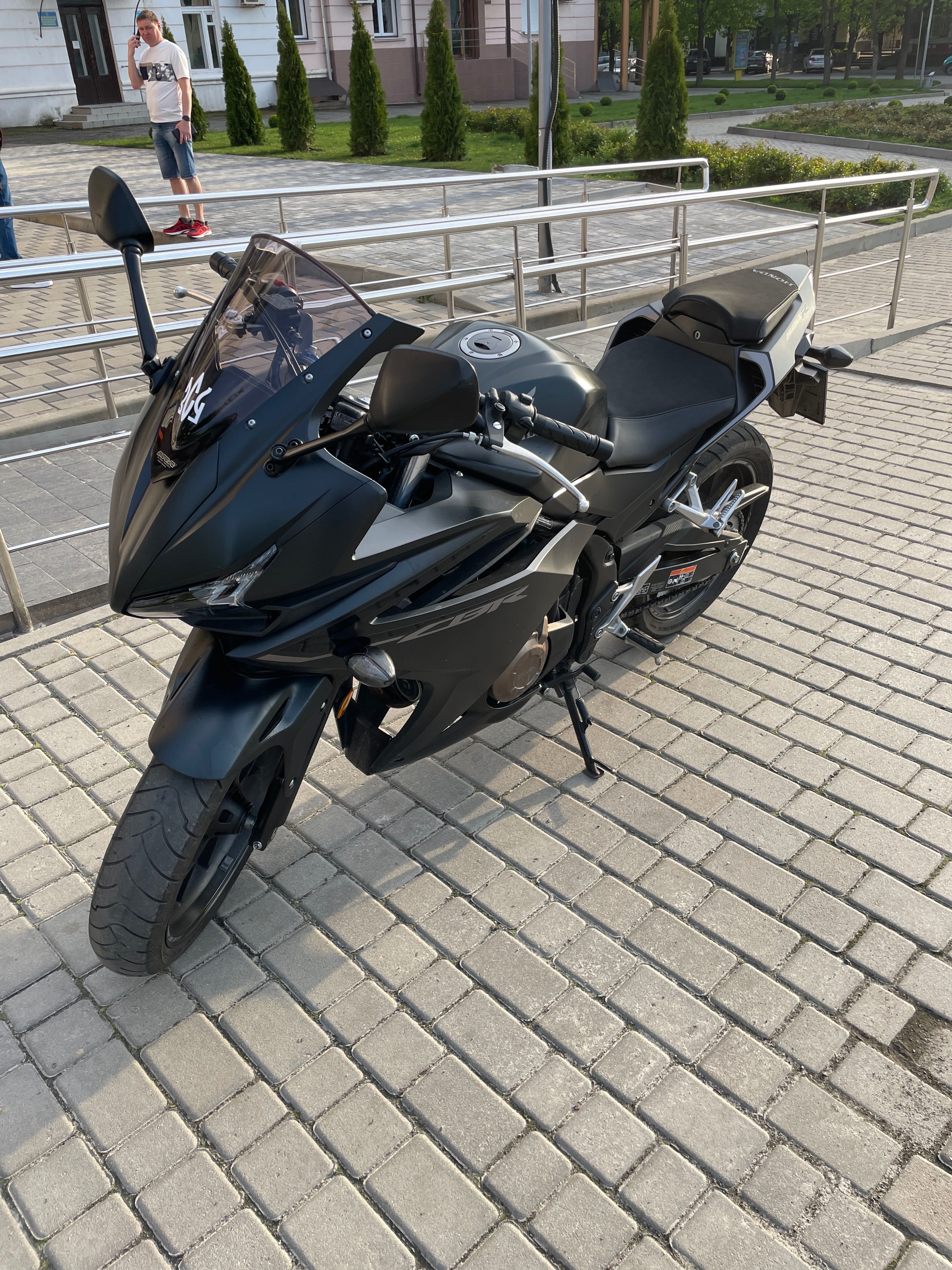 Продам Honda CBR500R