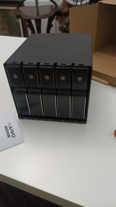 Gabinete interno de rack HDD