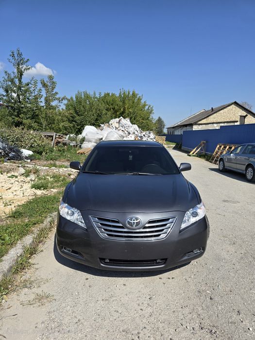 Продам Тойота камрі 40 гібрид