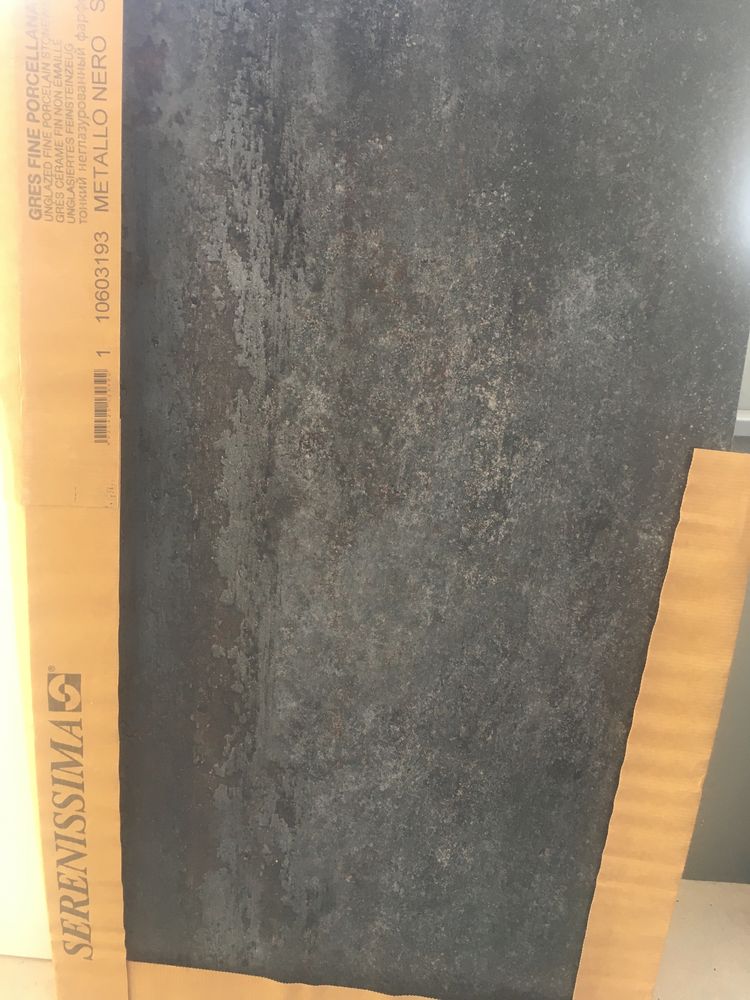 Włoskie płytki, gres Serenissima Metallo Nero 60x120 i 30x120