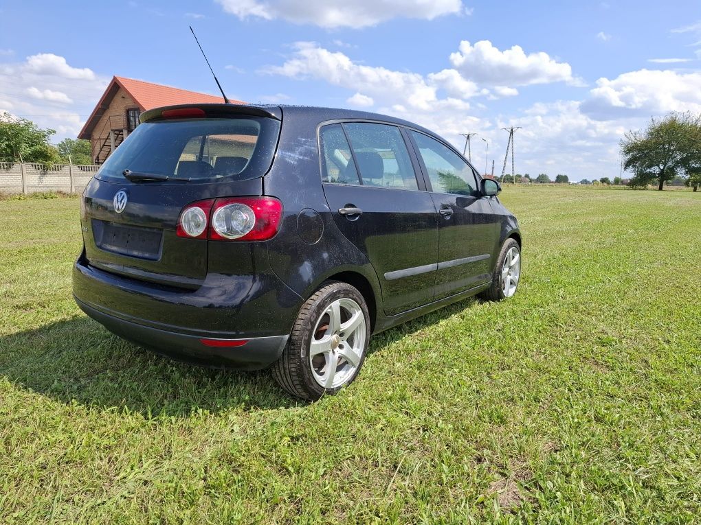Vw golf 5 plus sprowadzony w super stanie.