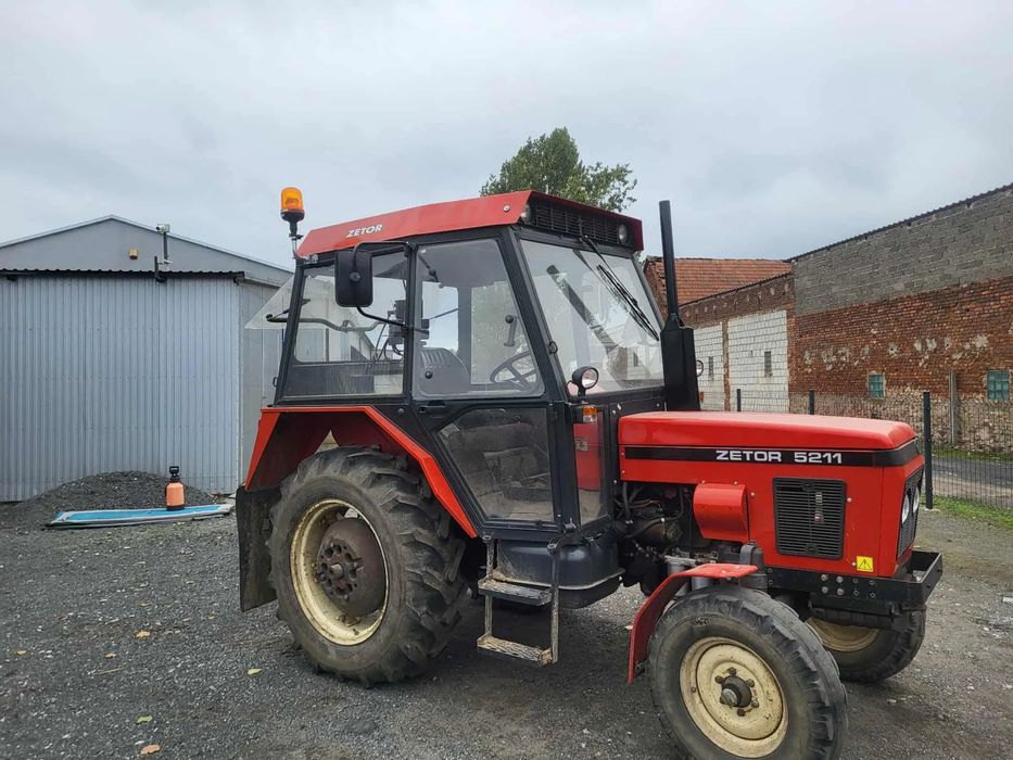 Zetor 5211  Zetor 5211