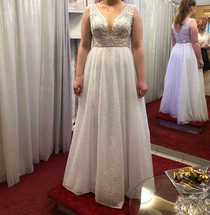 Suknia ślubna brokatowa biel/błysk