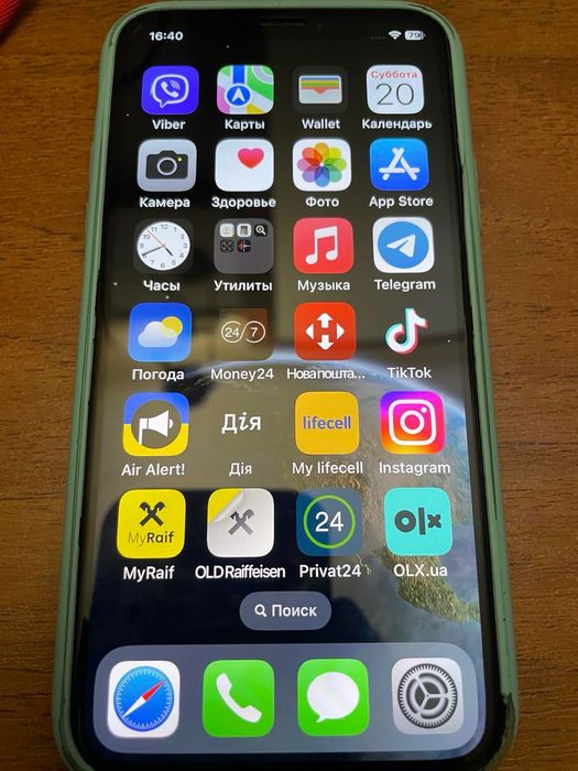 iPhone X справний повністю