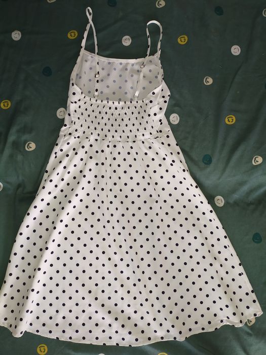 Продаю сукню для повсякденного носіння та свята.