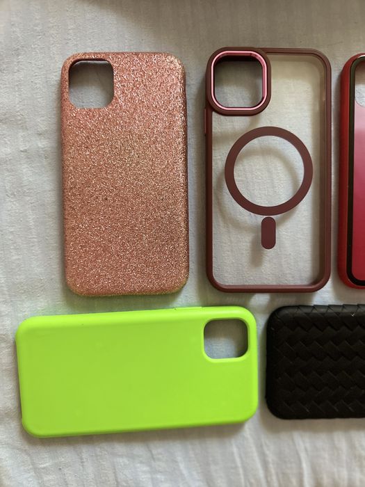 Чохли для Iphone 11