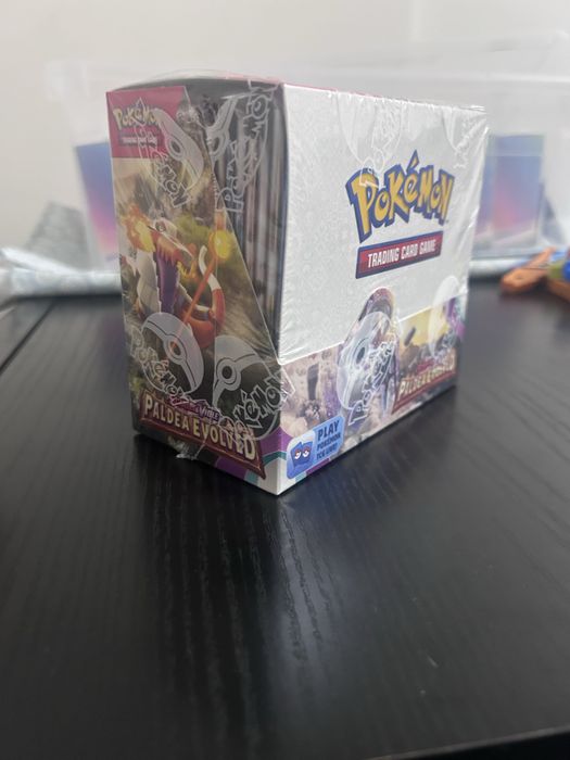 Paldea Evolved Booster box - Selado em inglês