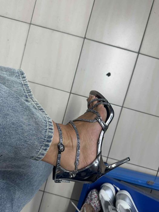 Sandały damskie Buffalo wysokie szpilki brokatowe wesele impreza 40